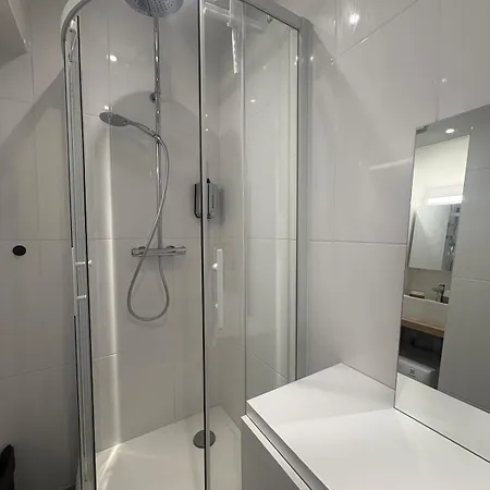 Apartmán Idealement Situe Entre Port Et *